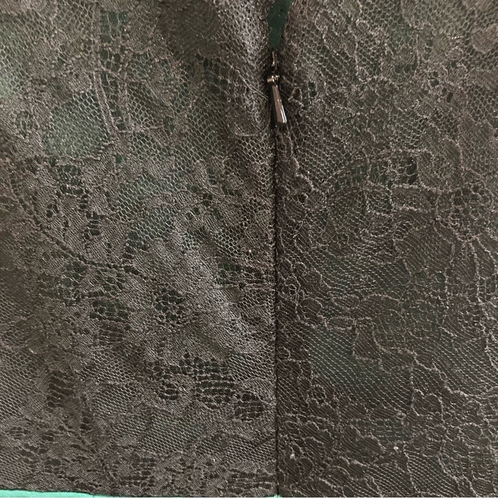 MONIQUE LHULLIER Sz 2 (estimated) Green Sheen Black Lace Top & Side Party Dress - Picture 6 of 11